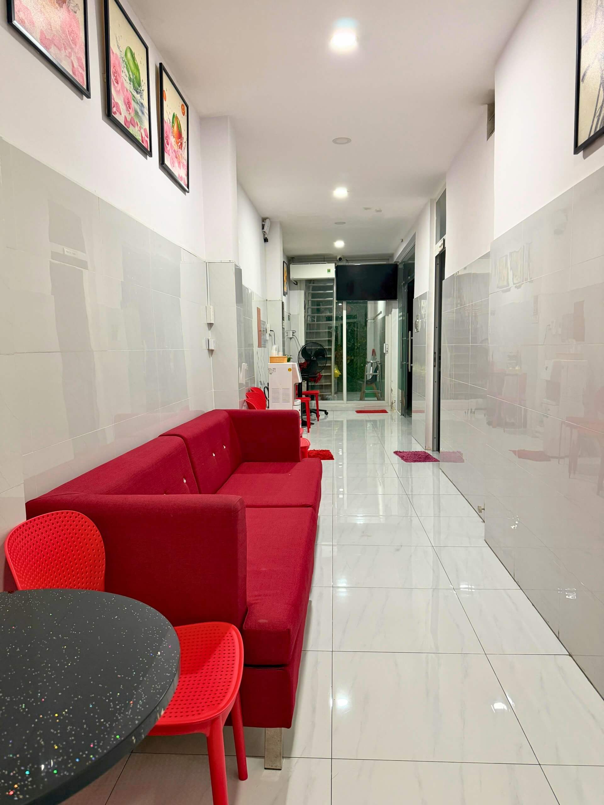 Trang thiết bị phòng khám 1