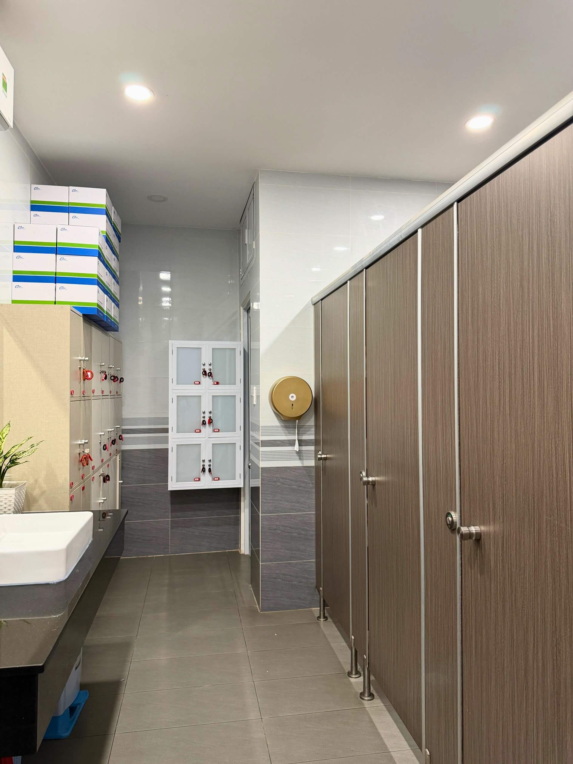 Trang thiết bị phòng khám 4